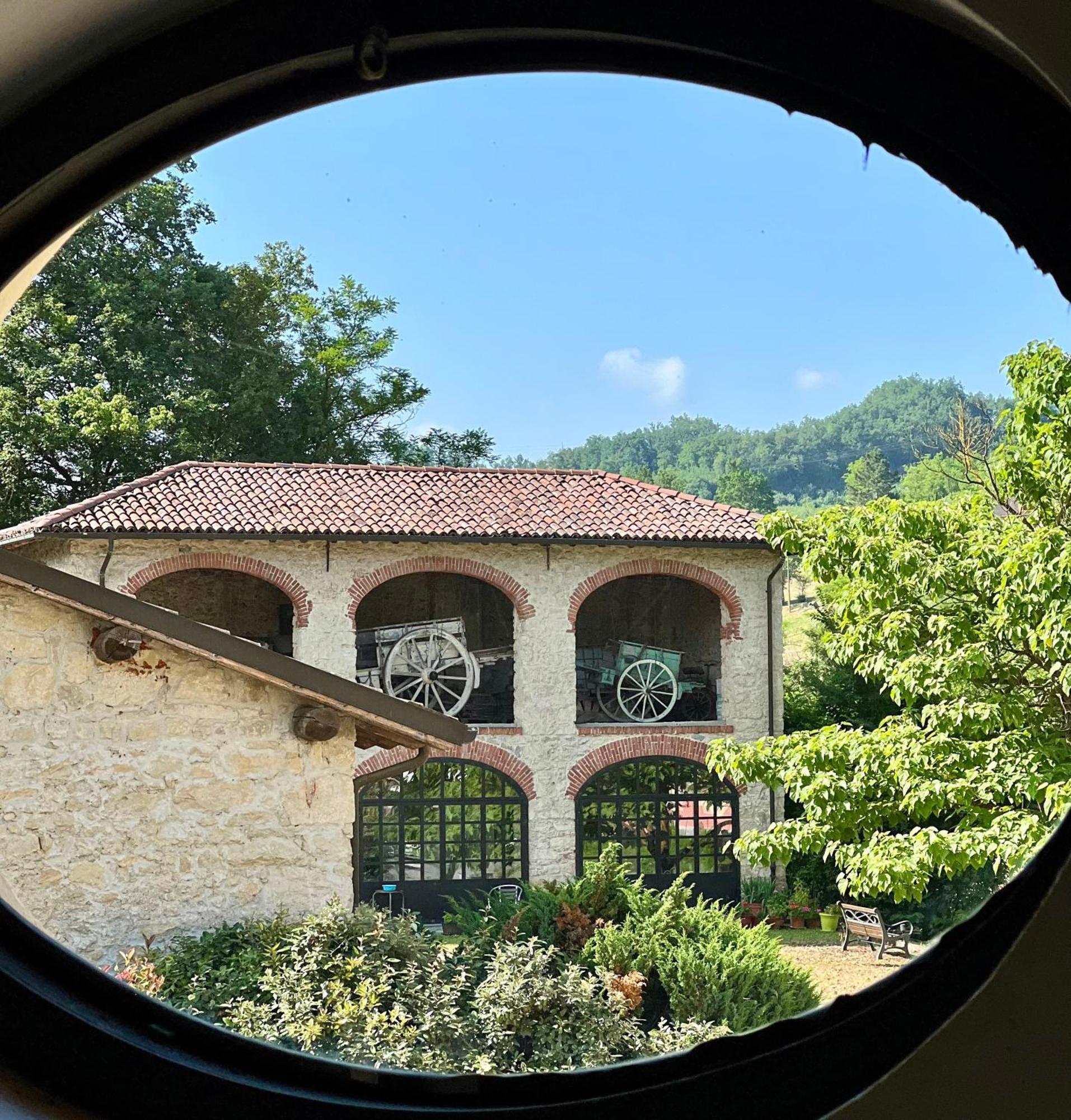 Casale Milleseicento Guest House Gavi Bagian luar foto